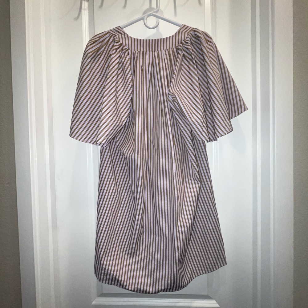 NWT Pomander Place/ Tuckernuck Striped seersucker Finley Flutter Sleeve dress - Picture 3 of 5